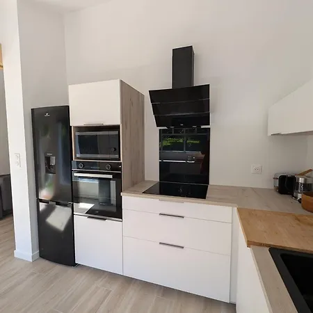 Casa de Férias Havre De Paix Maison Renovee Avec Jardin Pornic